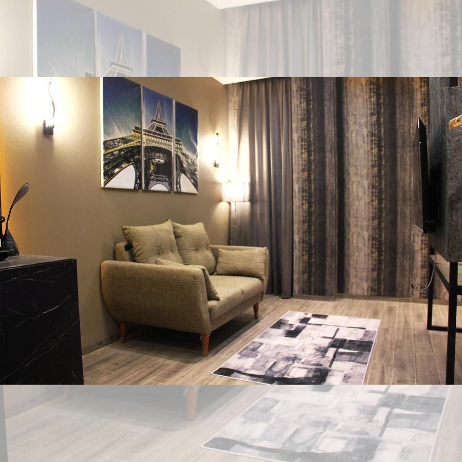 De Paris Hotel Medan Buitenkant foto