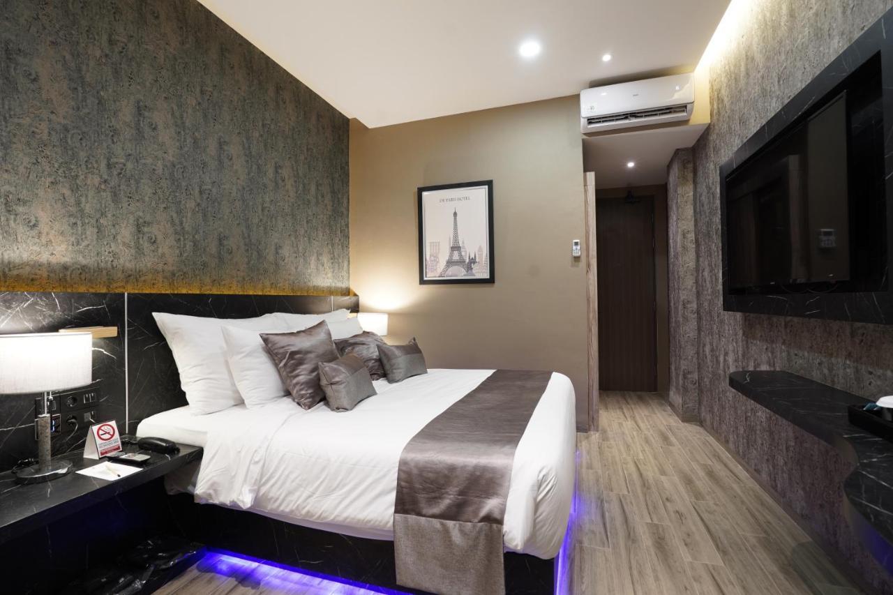 De Paris Hotel Medan Buitenkant foto