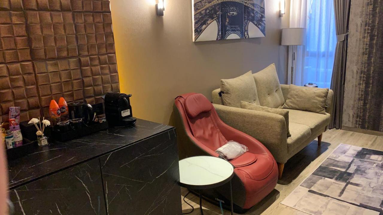 De Paris Hotel Medan Buitenkant foto
