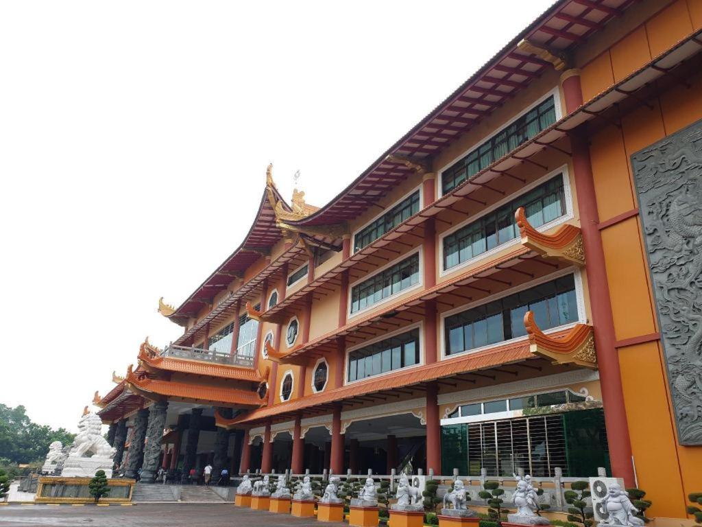 De Paris Hotel Medan Buitenkant foto